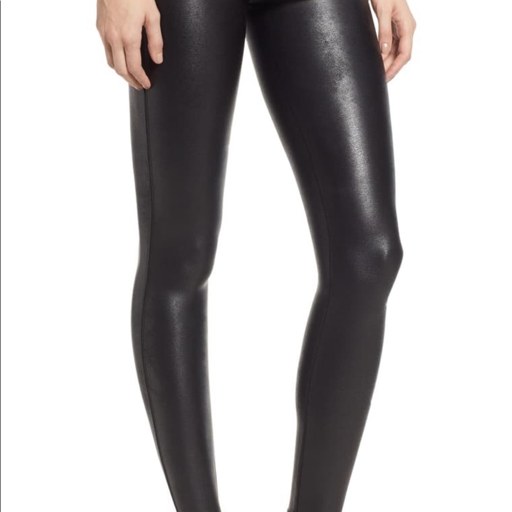 COPY - NWT SPANX Faux Leather Leggings